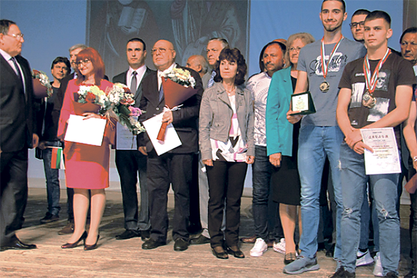 Popov_Shumen11_large 600×400